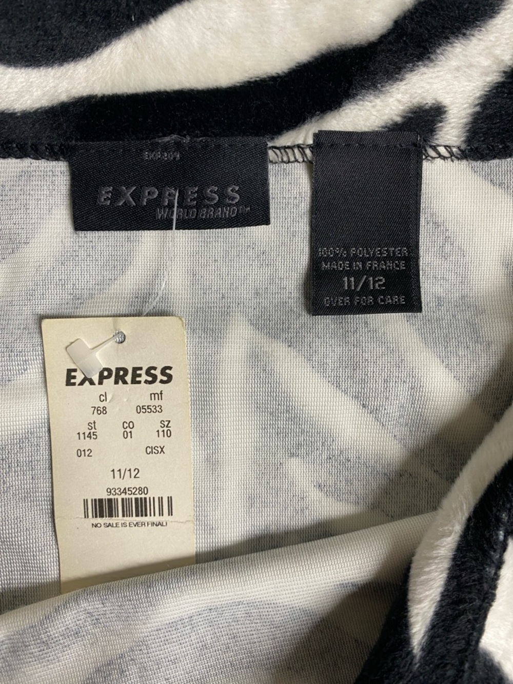 Vintage Express - French Zebra-Print Mini Skirt in Black & White - Picture 2 of 5